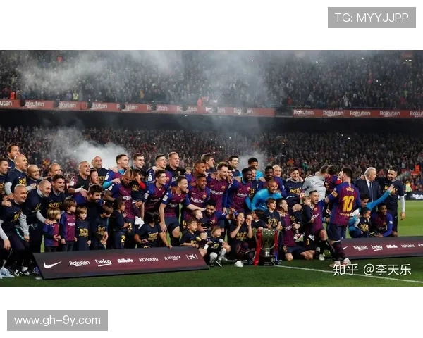 全球顶级足球俱乐部实力排名解析与未来发展趋势探讨